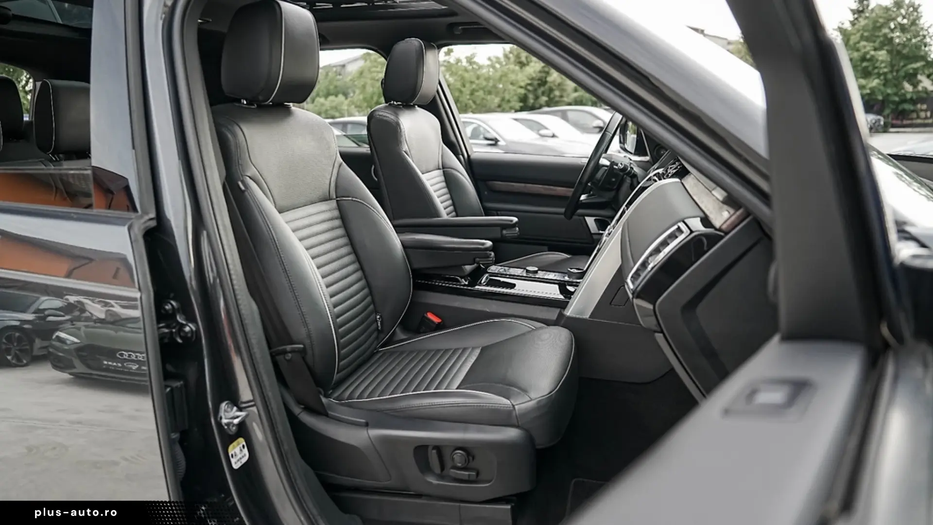 Land Rover Discovery 3.0 L SD6 HSE Luxury