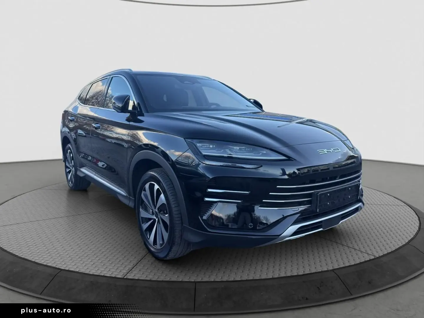 BYD Seal U DM-i Boost PHEV HUD PANO LEDER