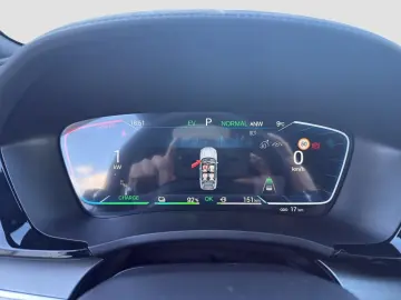 BYD Seal U DM-i Boost PHEV HUD PANO LEDER