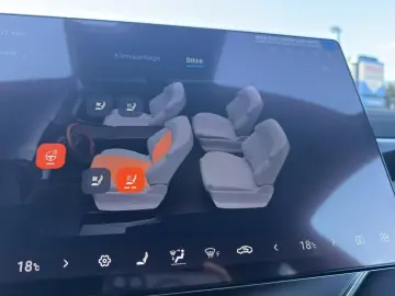 BYD Seal U DM-i Boost PHEV HUD PANO LEDER
