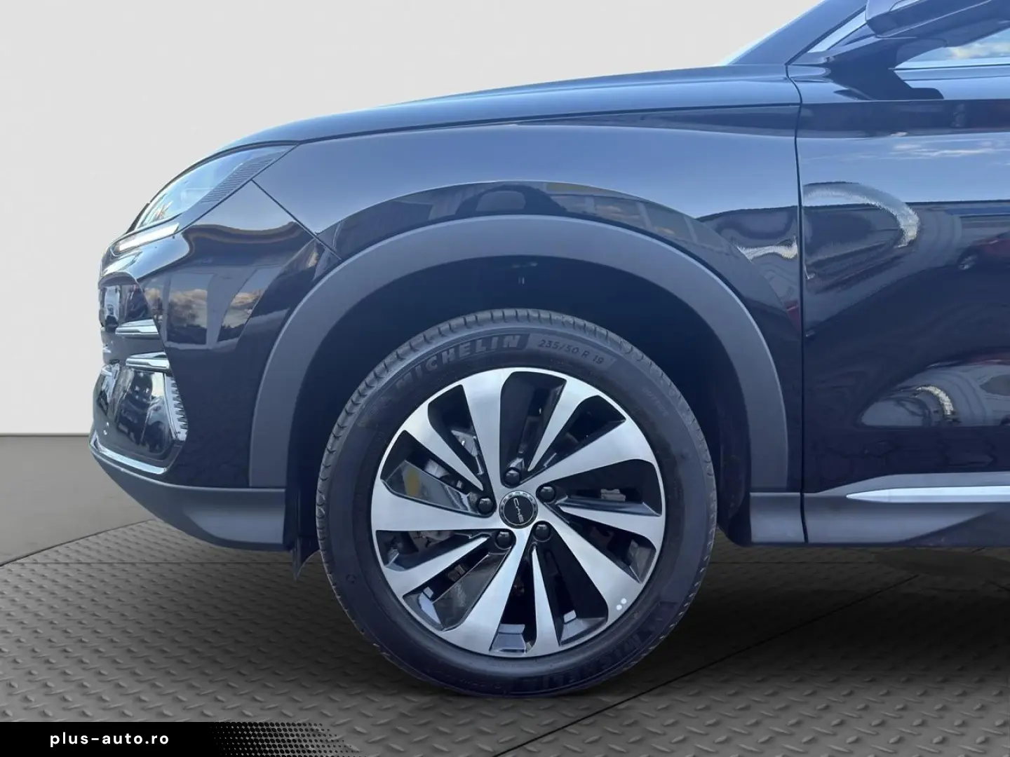 BYD Seal U DM-i Boost PHEV HUD PANO LEDER
