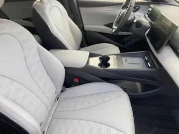 BYD SEAL 6 DM-i Touring Comfort Lite