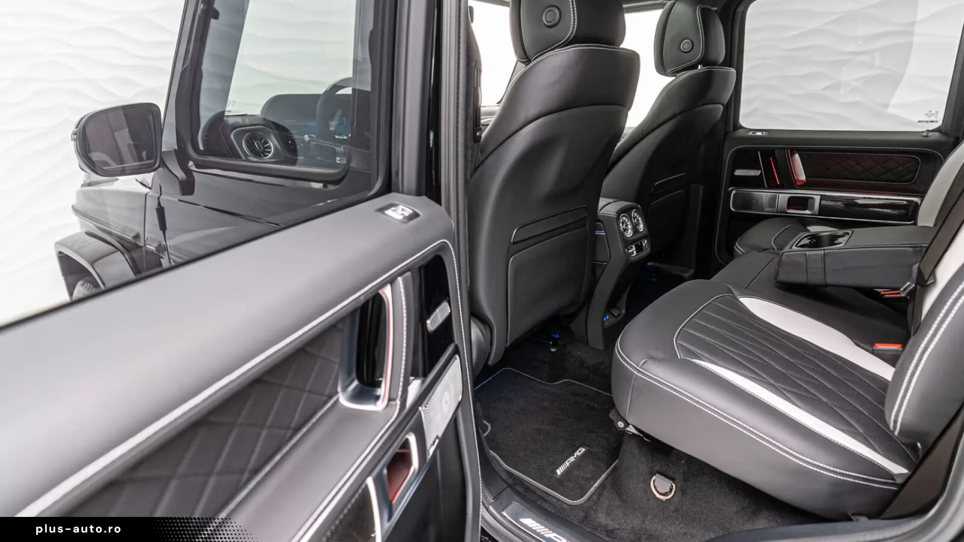 Mercedes-Benz G 63 AMG BRABUS 700 ACTIVE RIDE CONTROL