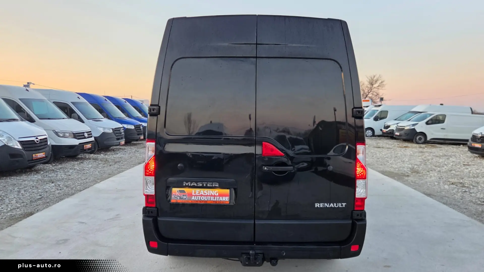 RENAULT MASTER L3H2 BLACK EDITION