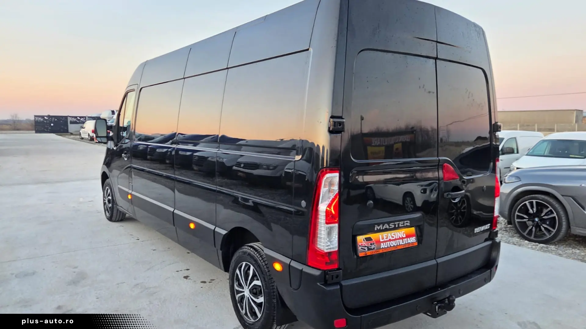 RENAULT MASTER L3H2 BLACK EDITION