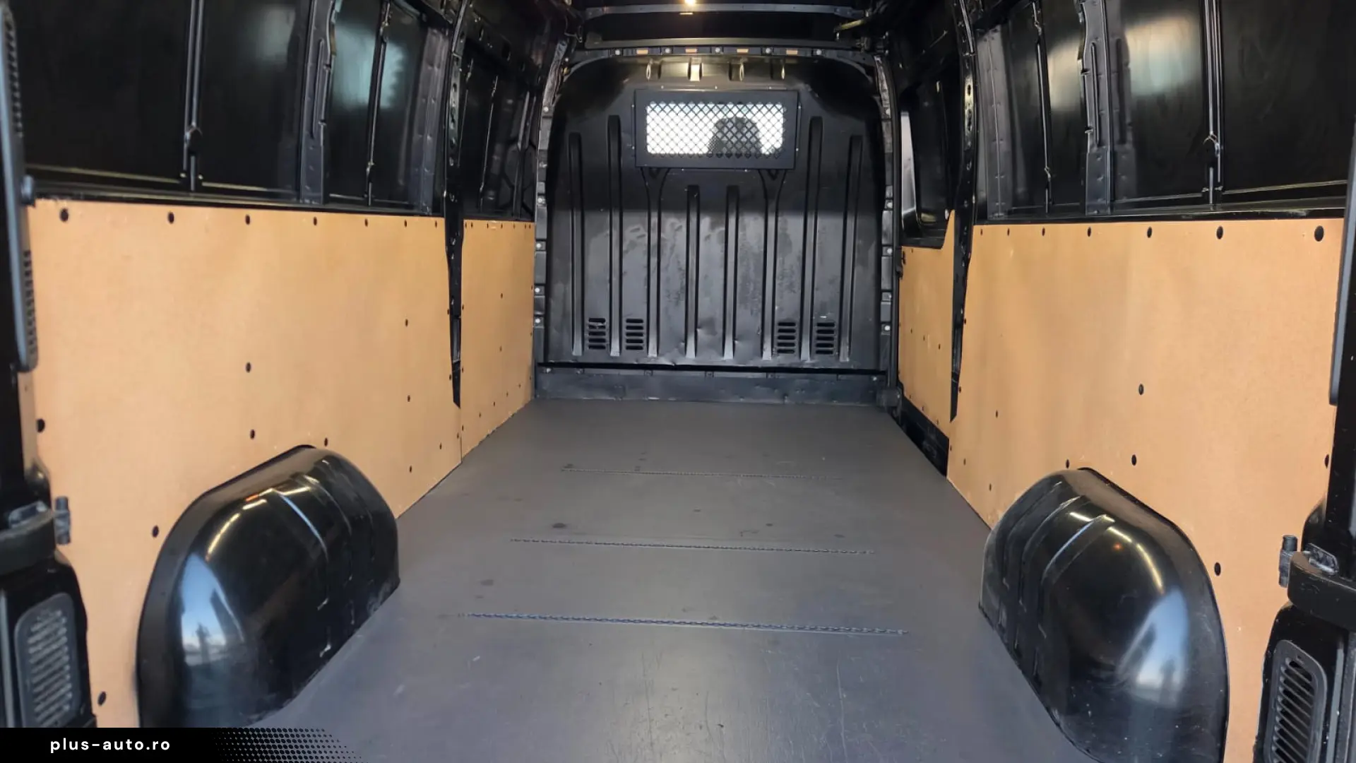 RENAULT MASTER L3H2 BLACK EDITION