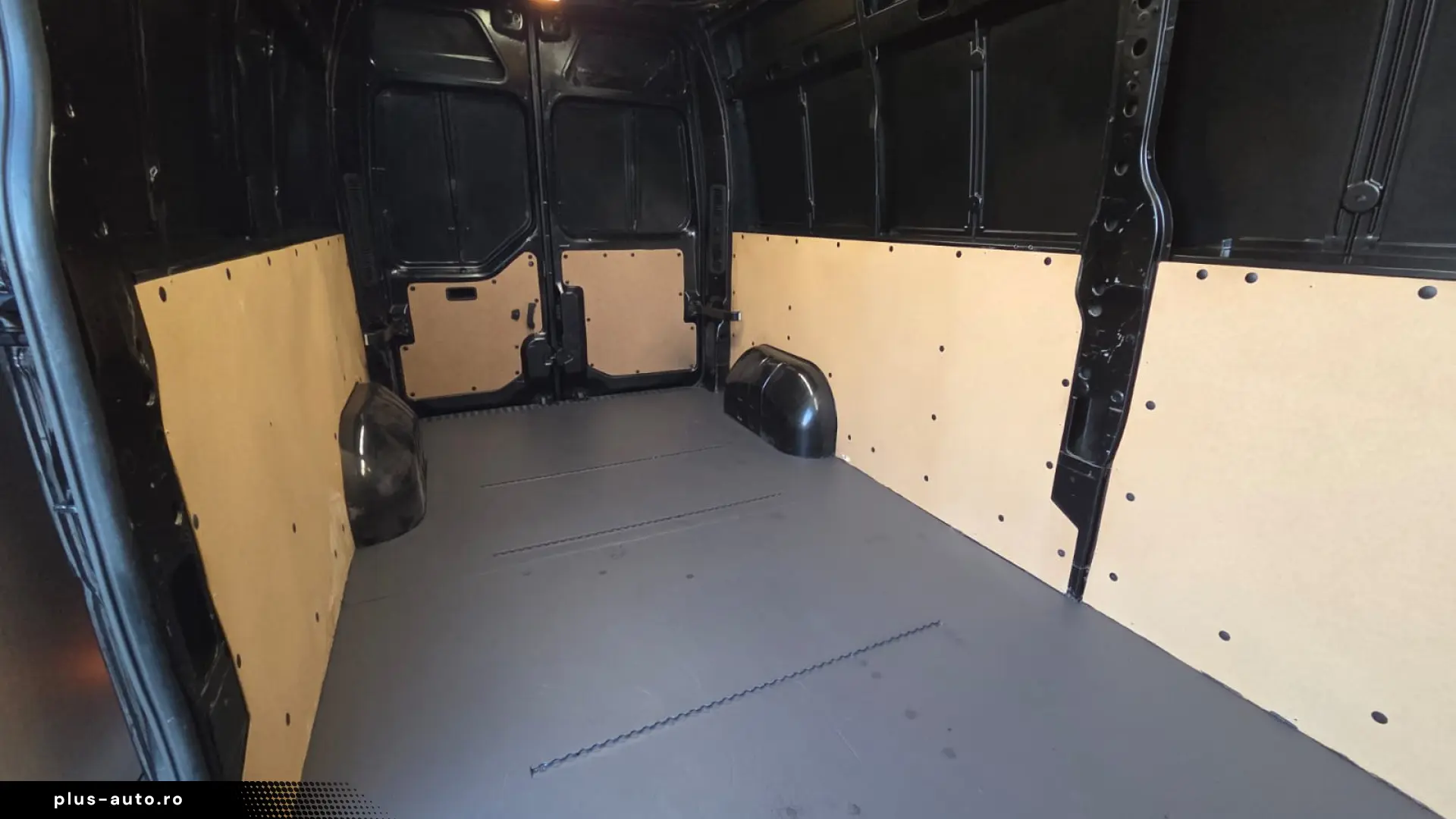 RENAULT MASTER L3H2 BLACK EDITION