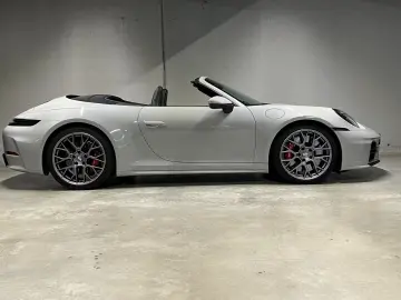 Porsche 992 (911) Carrera 4S Cabrio  HD-Matrix LED