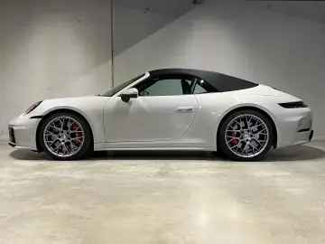 Porsche 992 (911) Carrera 4S Cabrio  HD-Matrix LED