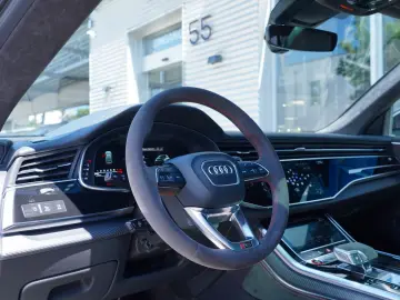 AUDI RSQ8 RS Q8 4.0 TFSI quattro Kera B&O Dyn-Pa Pano