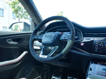 AUDI RSQ8 RS Q8 4.0 TFSI quattro Kera B&O Dyn-Pa Pano