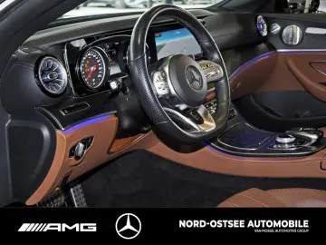 MERCEDES-BENZ E 450 CABRIO AMG 4M COMAND KAMERA AIRSCARF LED
