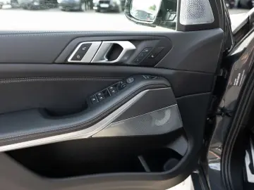 BMW X5 xDrive 40d M-Sport PANO AHK 360  LED ACC B&W