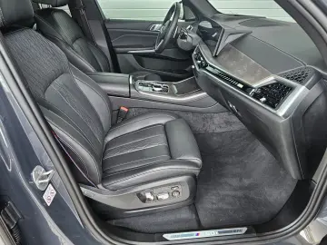 BMW X5 M60i M Sport Pro Merino SKY-Longe  22 Zoll