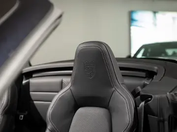 Porsche 992 911 Carrera S Cabriolet Liftsystem