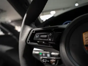 Porsche 992 911 Carrera S Cabriolet Liftsystem