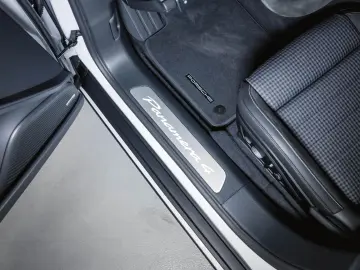 PORSCHE Panamera 4 E-Hybrid Sport Design Paket Sportabga