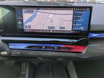 BMW M5 Touring Sitzbelüftung. AHK. Park.Ass.Plus