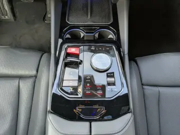 BMW M5 Touring Sitzbelüftung. AHK. Park.Ass.Plus