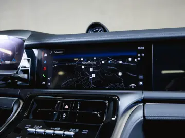 PORSCHE Panamera 4S E-Hybrid Panoramadach Sport Design