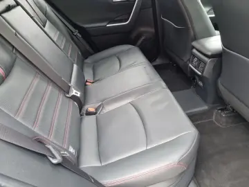 TOYOTA RAV 4 Plug-In 2.5 Hybrid 4x4 Style  HUD NAV Lede