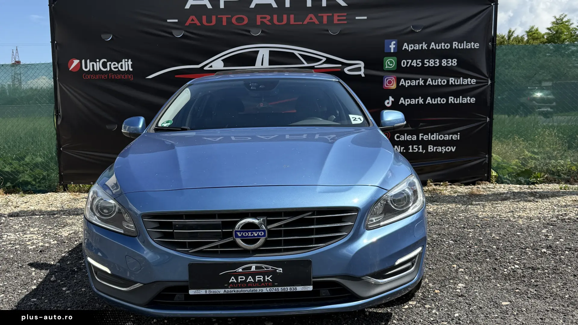 Volvo V60 Plug-in Hybrid 4x4 Full Options