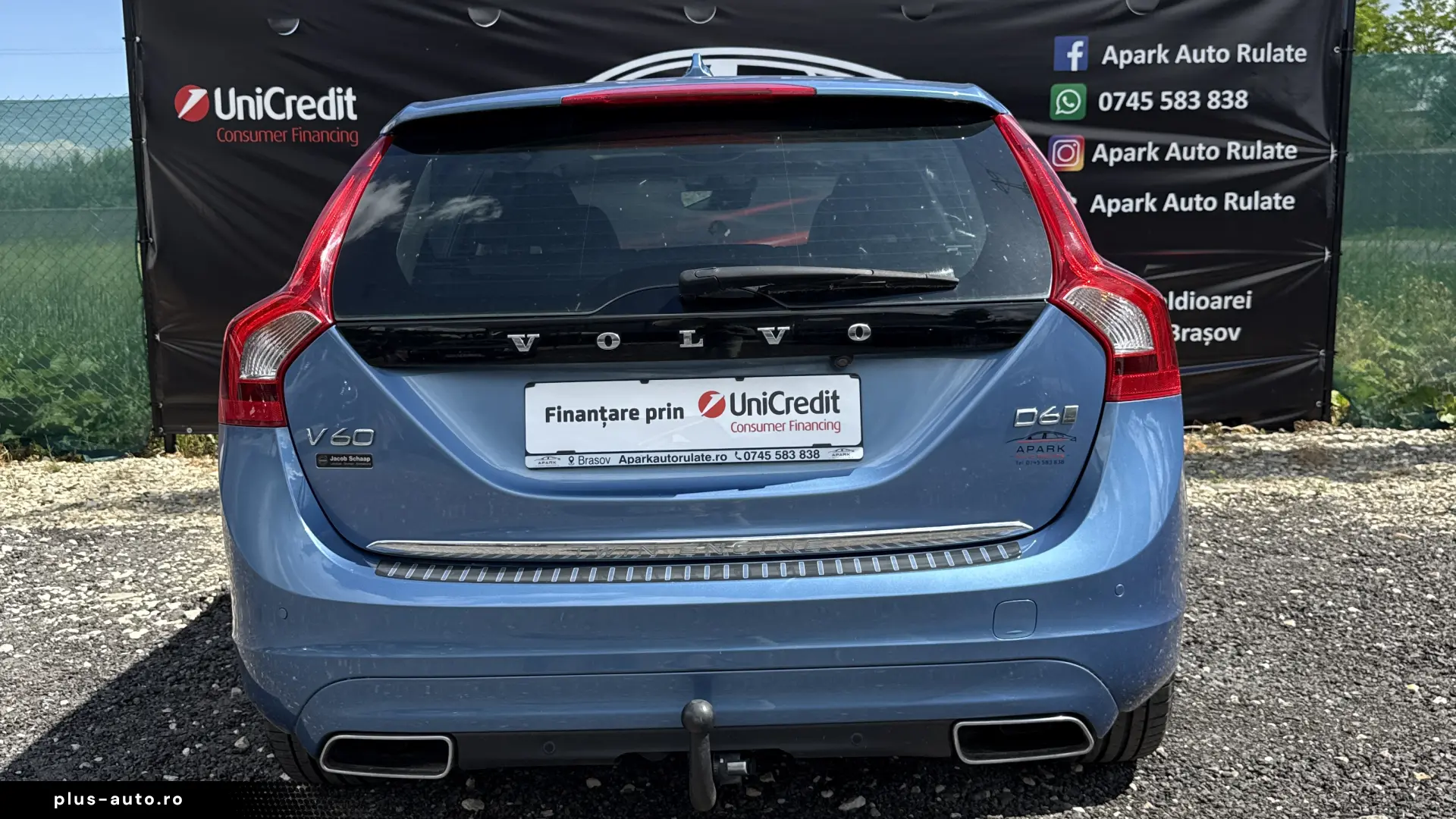 Volvo V60 Plug-in Hybrid 4x4 Full Options