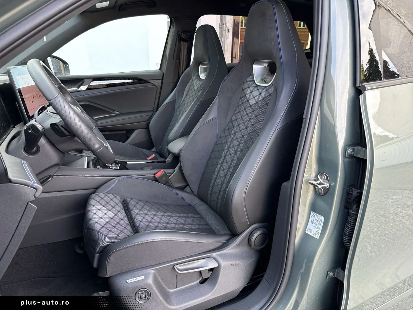 VW Tiguan R-Line 1.5 eTSI DSG Sportpaket StandHZG A