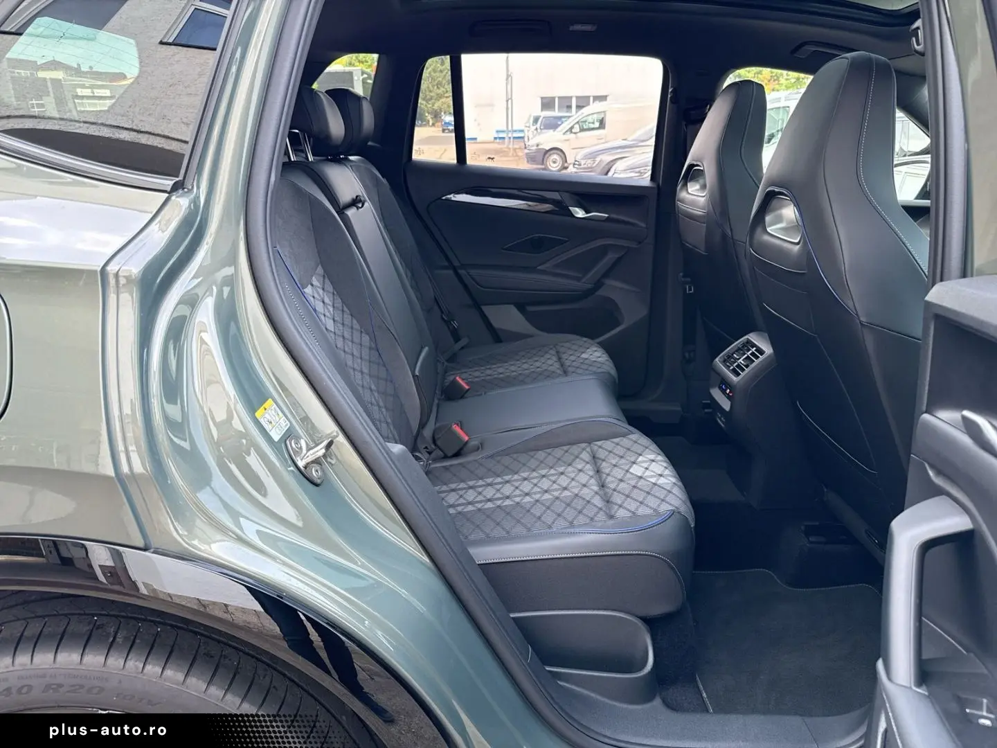 VW Tiguan R-Line 1.5 eTSI DSG Sportpaket StandHZG A