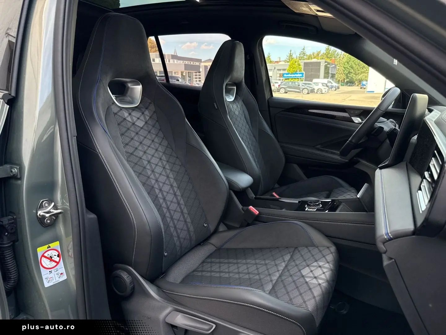 VW Tiguan R-Line 1.5 eTSI DSG Sportpaket StandHZG A