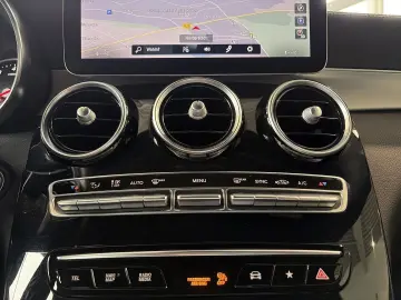 MERCEDES-BENZ GLC 200 Coupe 4M AMG RFK NAV el.Heck LED