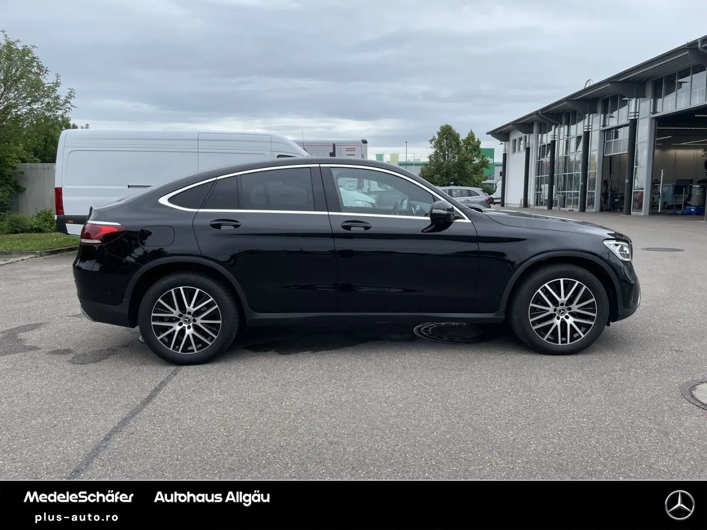 MERCEDES-BENZ GLC 300 4M Coupé Dist SHD Mem LED HUD 360
