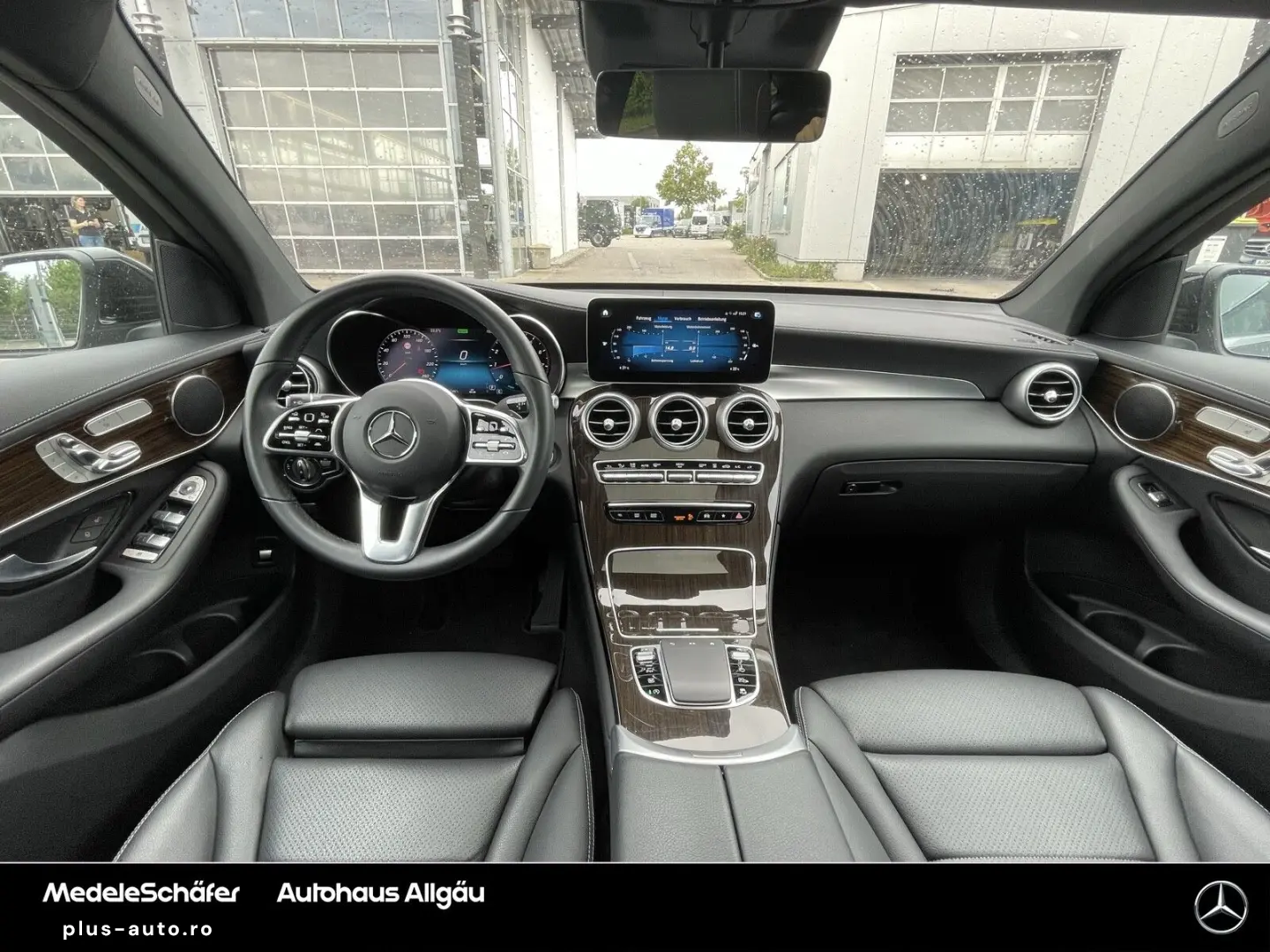 MERCEDES-BENZ GLC 300 4M Coupé Dist SHD Mem LED HUD 360