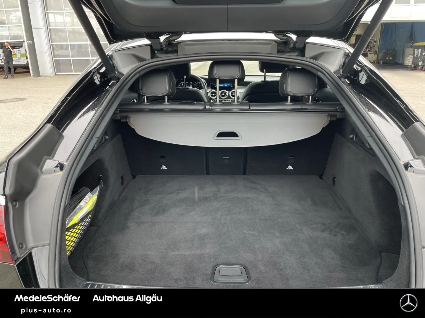MERCEDES-BENZ GLC 300 4M Coupé Dist SHD Mem LED HUD 360