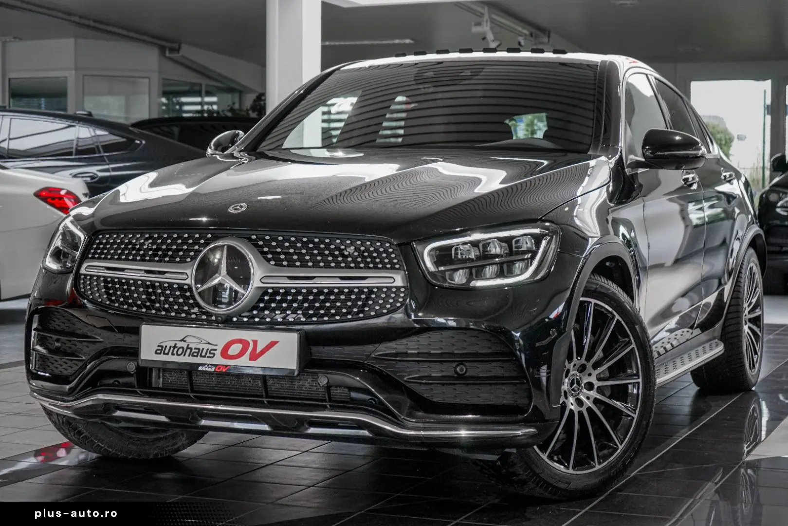 MERCEDES-BENZ GLC 300d Coupe AMG Designo Head ACC Distr