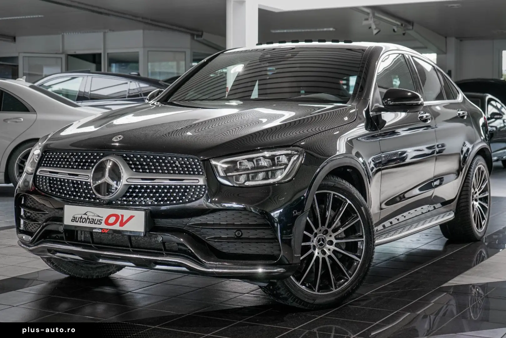 MERCEDES-BENZ GLC 300d Coupe AMG Designo Head ACC Distr