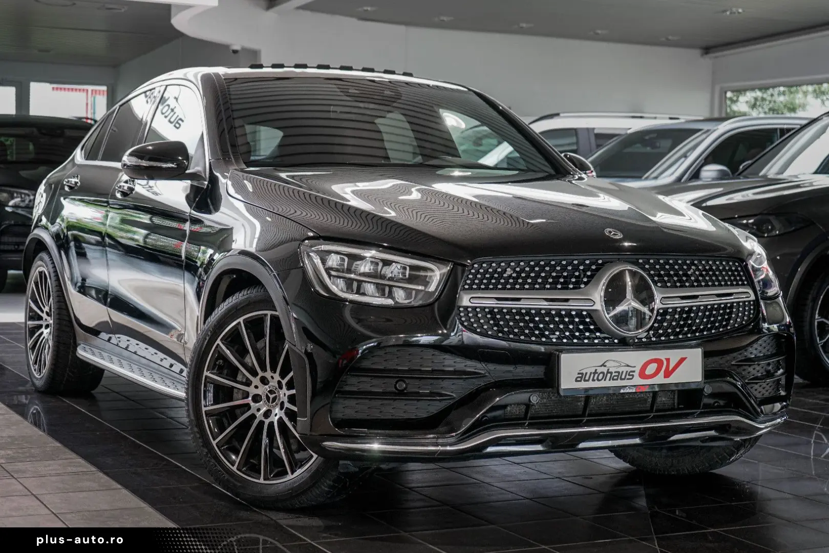 MERCEDES-BENZ GLC 300d Coupe AMG Designo Head ACC Distr