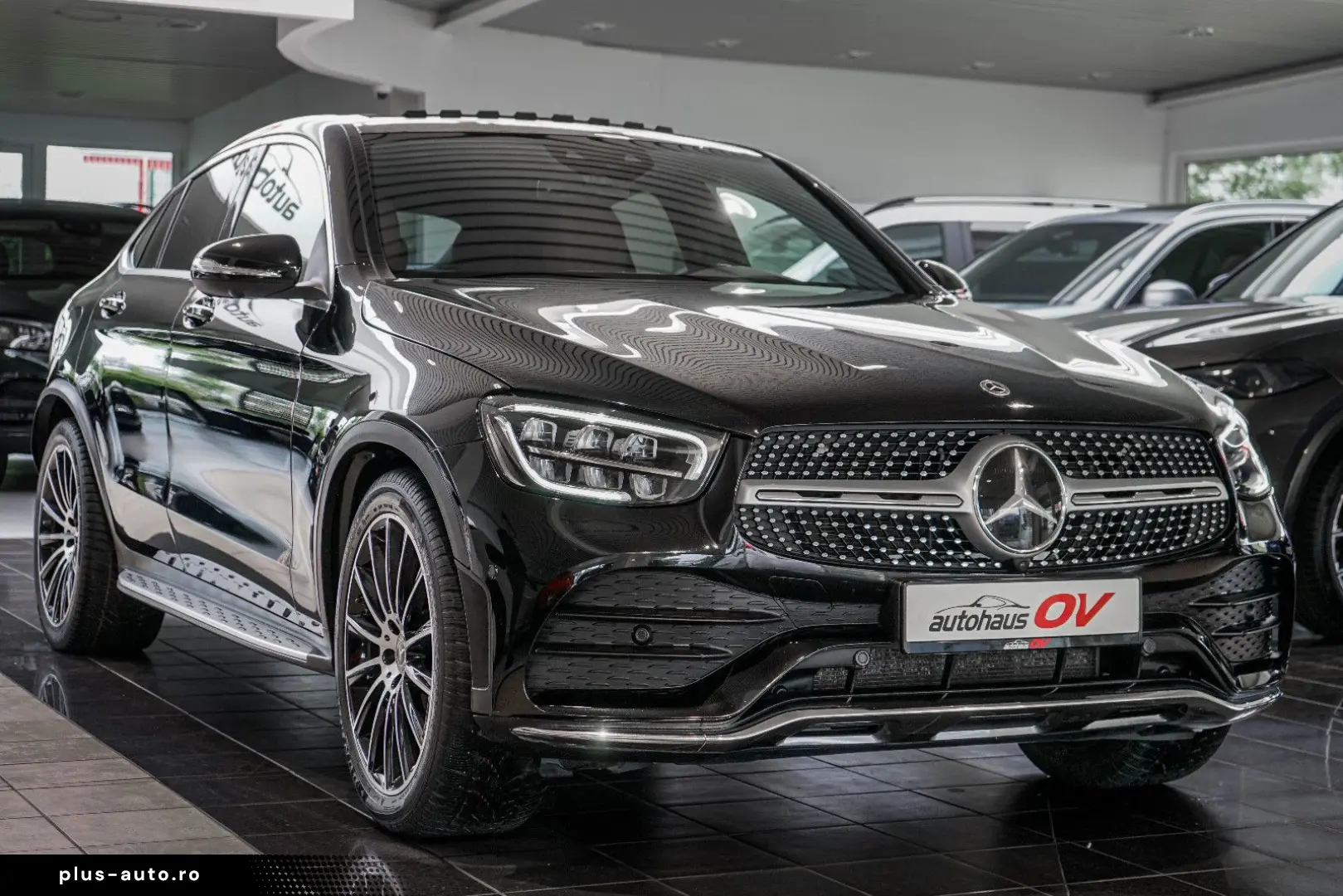 MERCEDES-BENZ GLC 300d Coupe AMG Designo Head ACC Distr