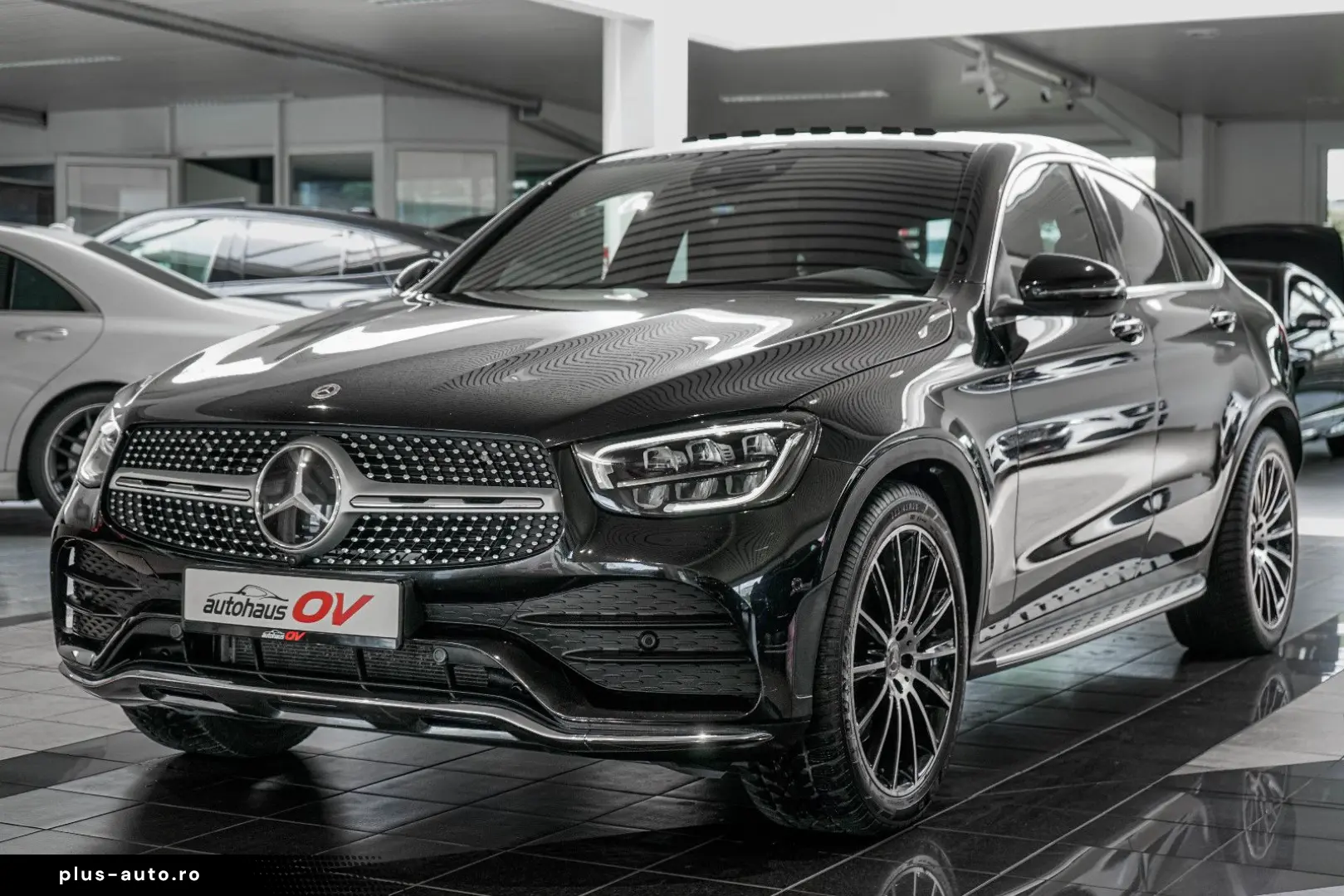 MERCEDES-BENZ GLC 300d Coupe AMG Designo Head ACC Distr
