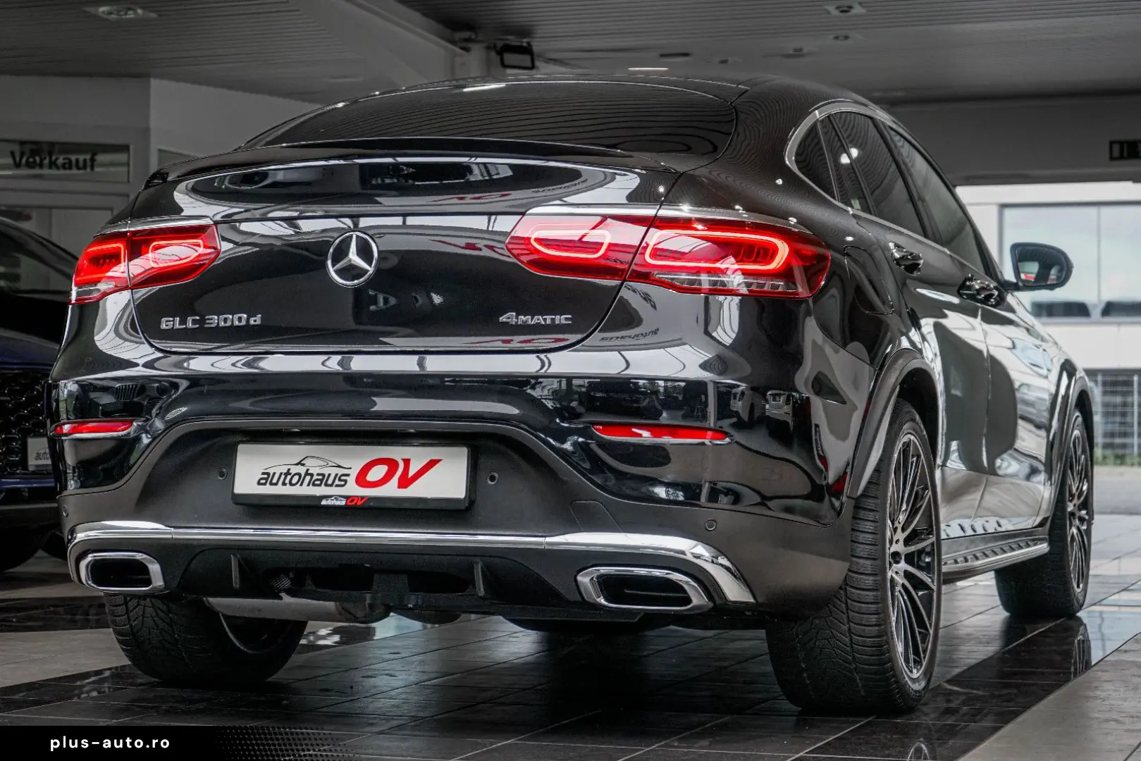 MERCEDES-BENZ GLC 300d Coupe AMG Designo Head ACC Distr