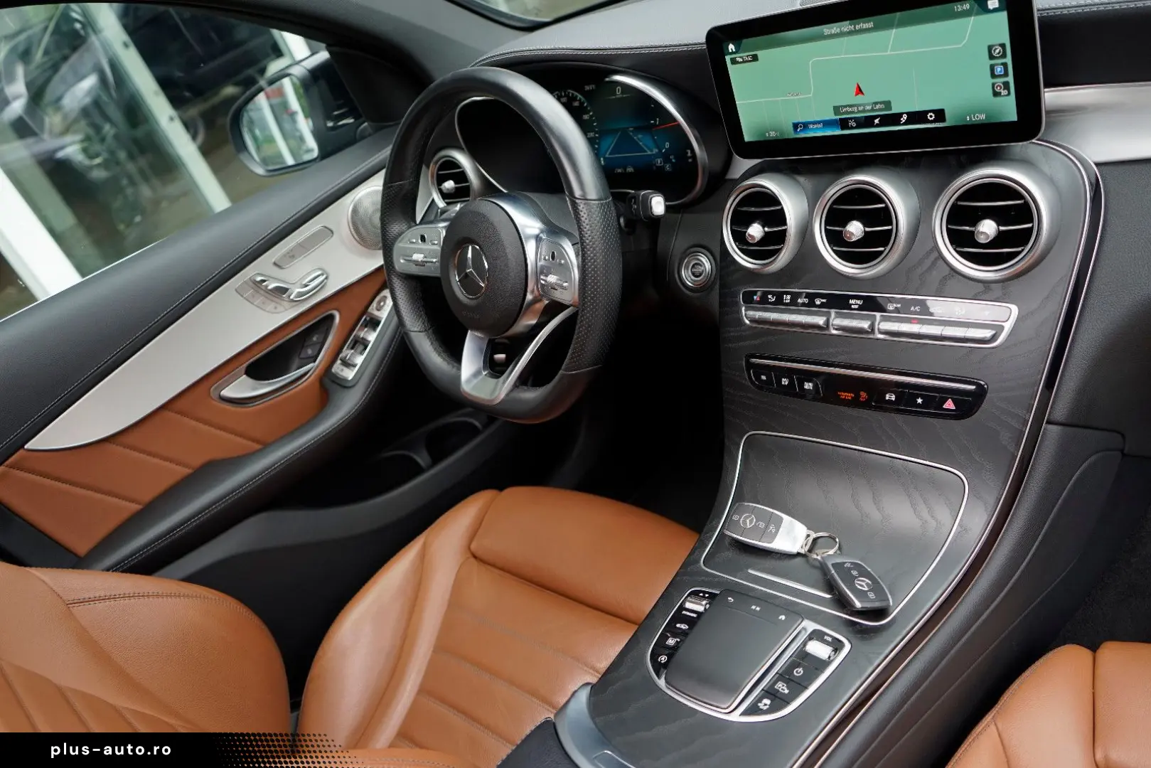 MERCEDES-BENZ GLC 300d Coupe AMG Designo Head ACC Distr