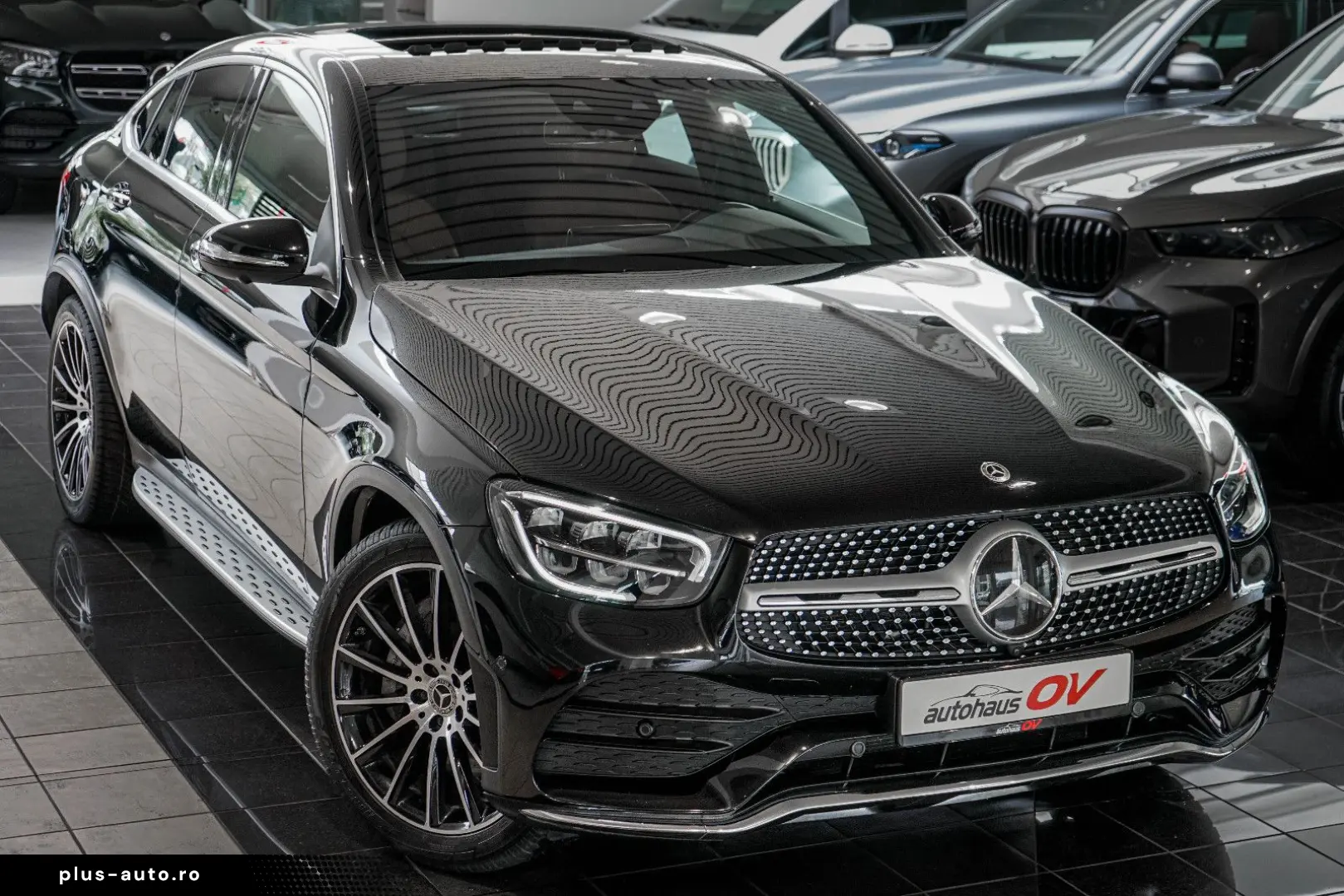 MERCEDES-BENZ GLC 300d Coupe AMG Designo Head ACC Distr