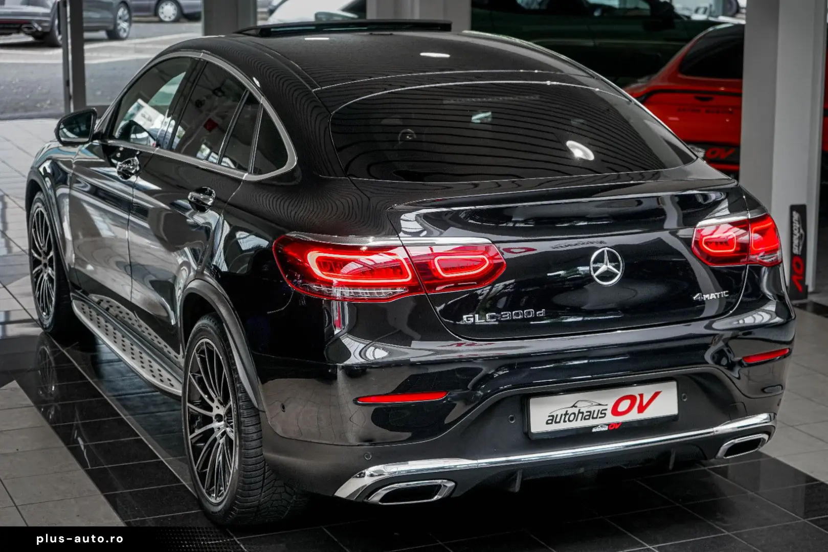 MERCEDES-BENZ GLC 300d Coupe AMG Designo Head ACC Distr