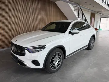 MERCEDES-BENZ GLC 200 COUPE 360 Kamera Advanced OLED ROLLO