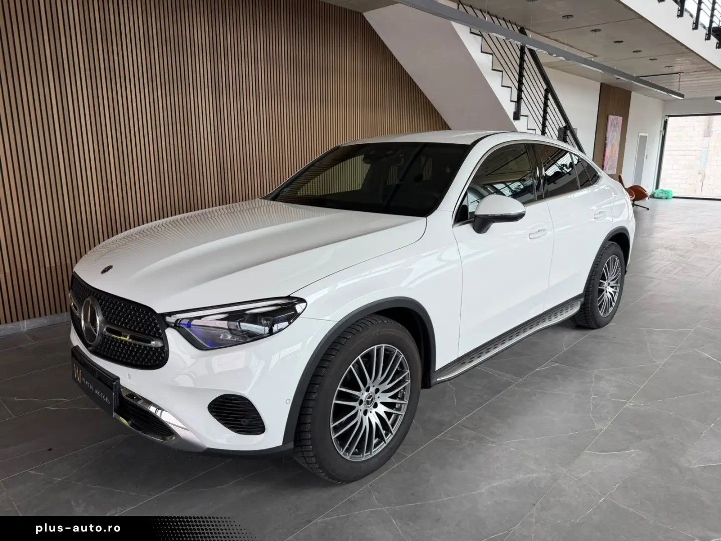 MERCEDES-BENZ GLC 200 COUPE 360 Kamera Advanced OLED ROLLO