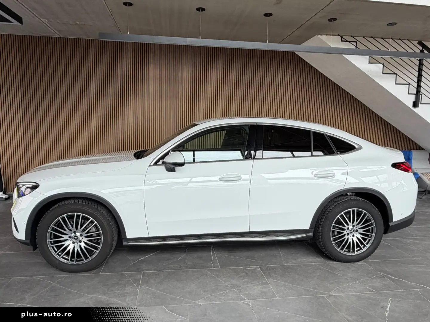MERCEDES-BENZ GLC 200 COUPE 360 Kamera Advanced OLED ROLLO