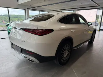 MERCEDES-BENZ GLC 200 COUPE 360 Kamera Advanced OLED ROLLO