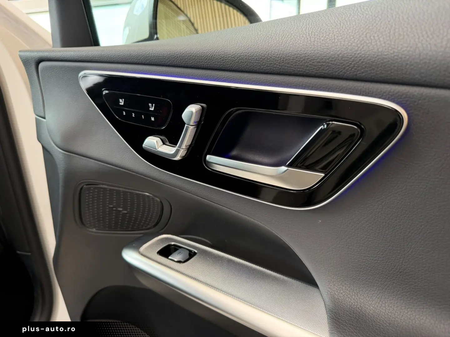 MERCEDES-BENZ GLC 200 COUPE 360 Kamera Advanced OLED ROLLO