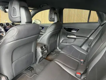 MERCEDES-BENZ GLC 200 COUPE 360 Kamera Advanced OLED ROLLO
