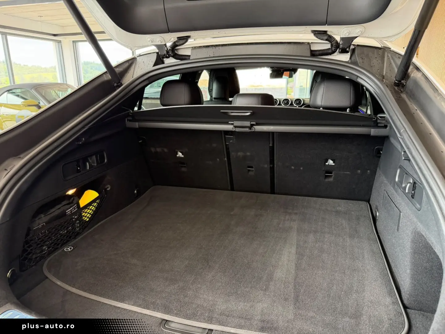 MERCEDES-BENZ GLC 200 COUPE 360 Kamera Advanced OLED ROLLO